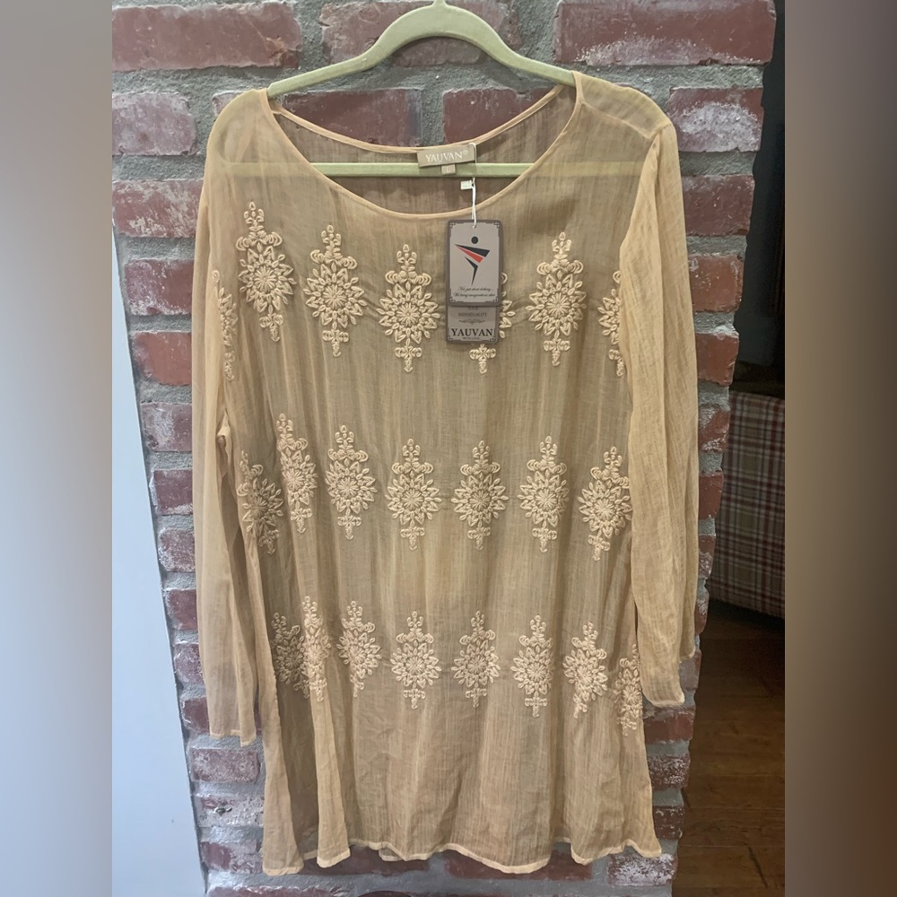 Yauvan Top